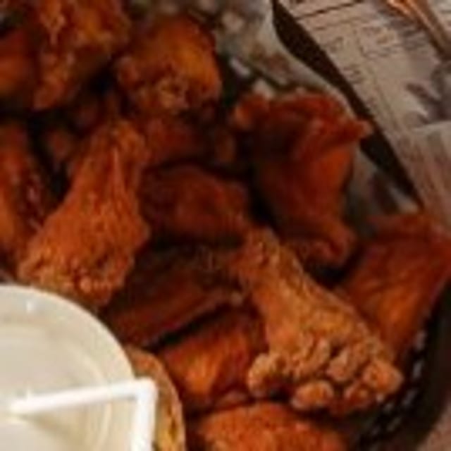 Chicken Wings (K).